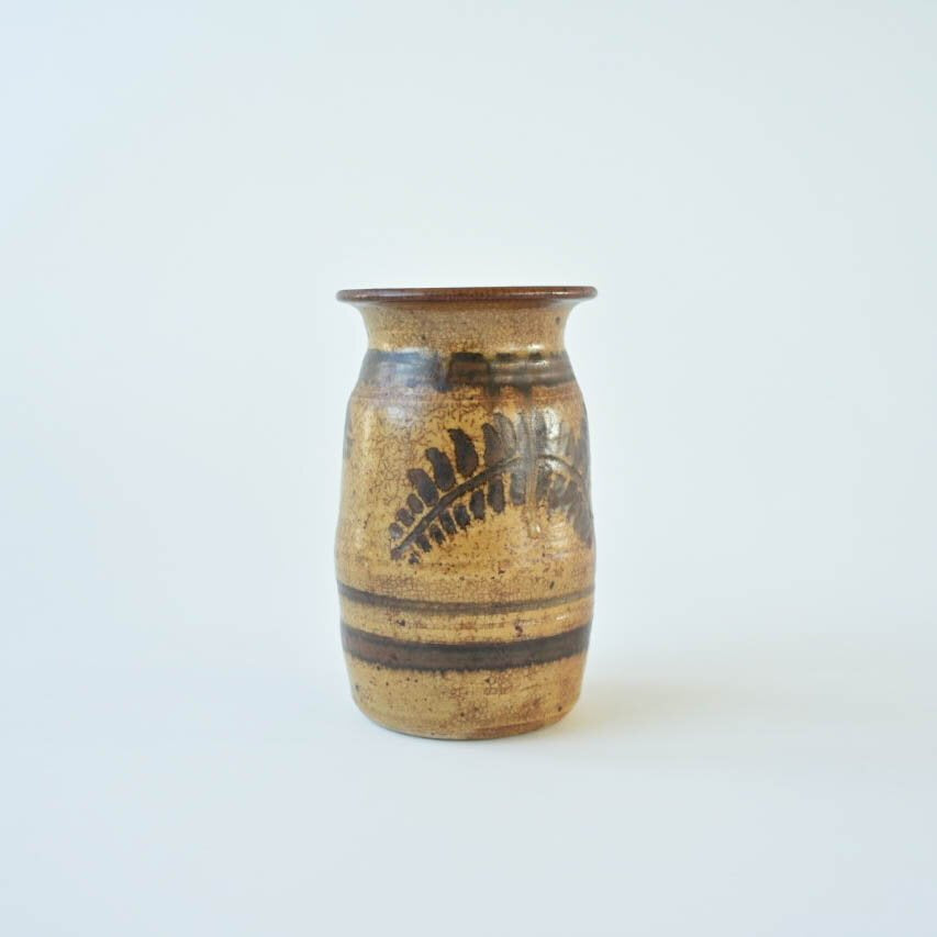 BOTANICAL CERAMIC VASE