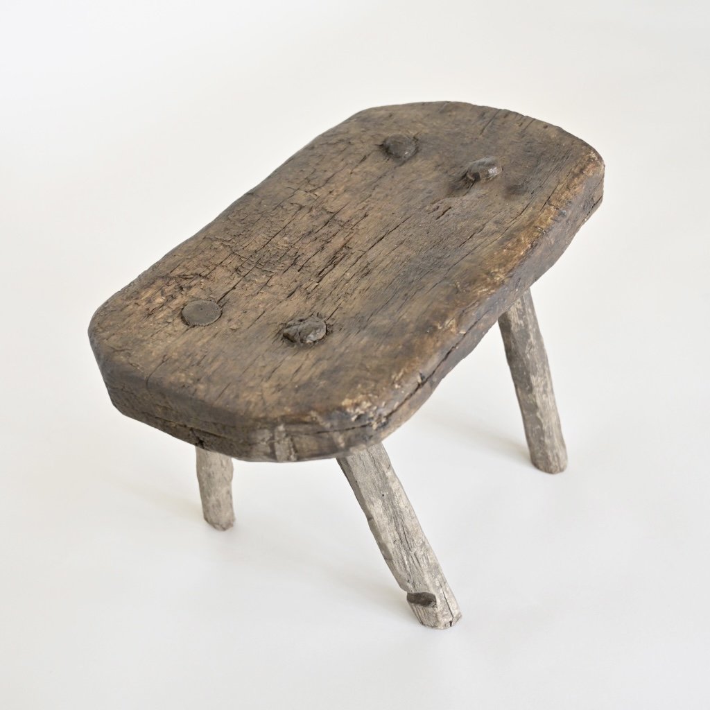 SMALL DECORATIVE STOOL