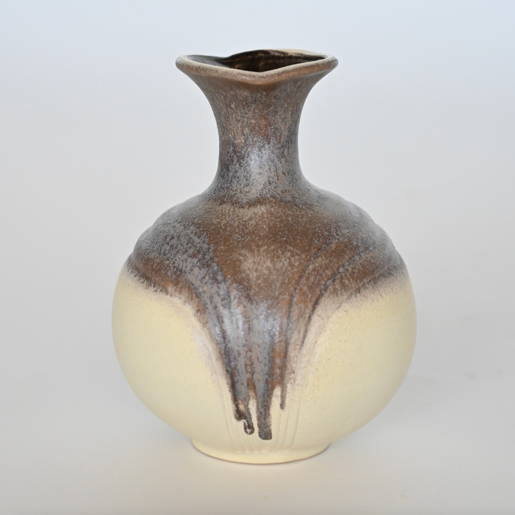 DÜMLER & BREIDEN VASE
