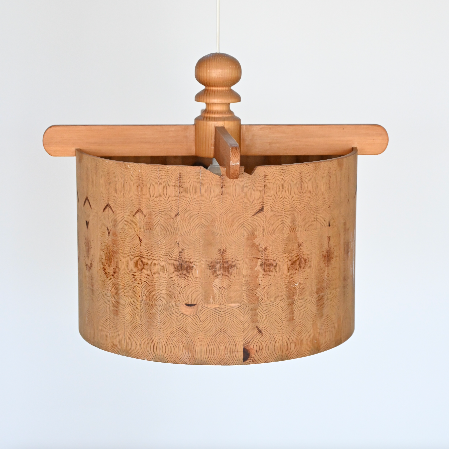 SWEDISH PINE PENDANT