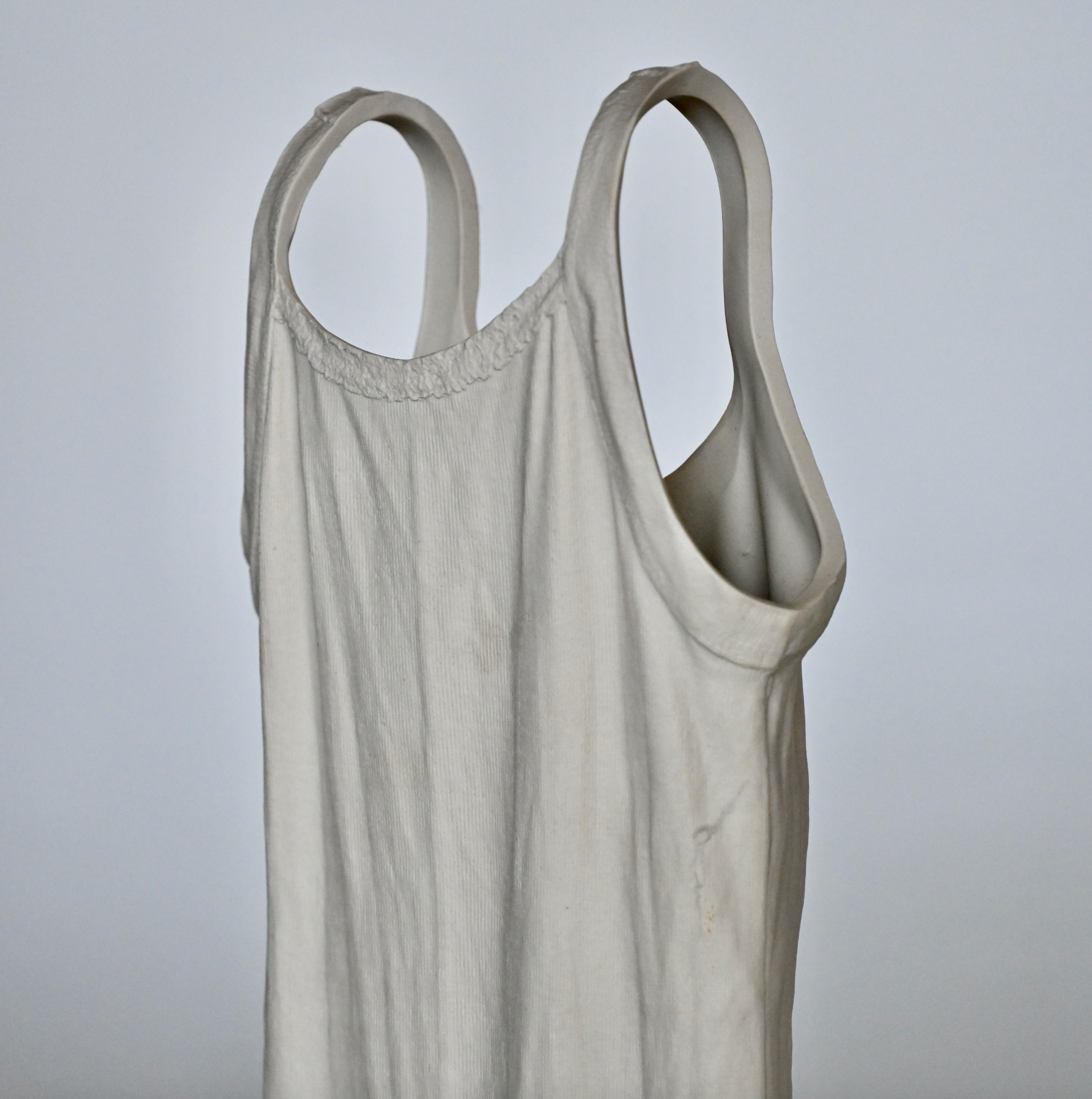 MICHAEL HARVEY TEE SHIRT VASE