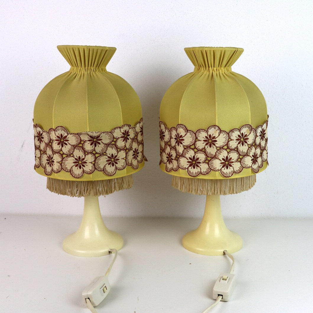 VINTAGE PETITE TABLE LAMPS